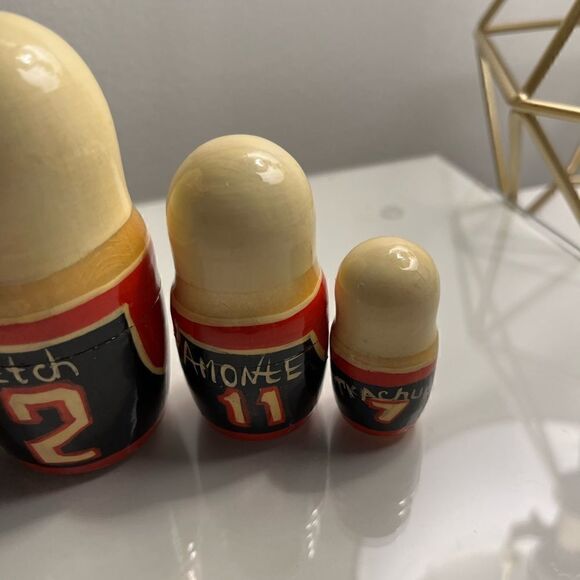 USAāHockeyāTeamāHandĀ PaintedāNestingāDolls - Picture 6 of 10